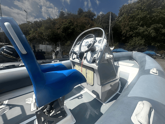 RIB seats